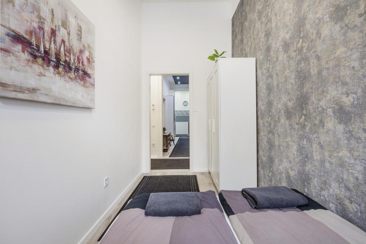 O Street 3 Bedroom Stylish Apartment Budapest Bagian luar foto