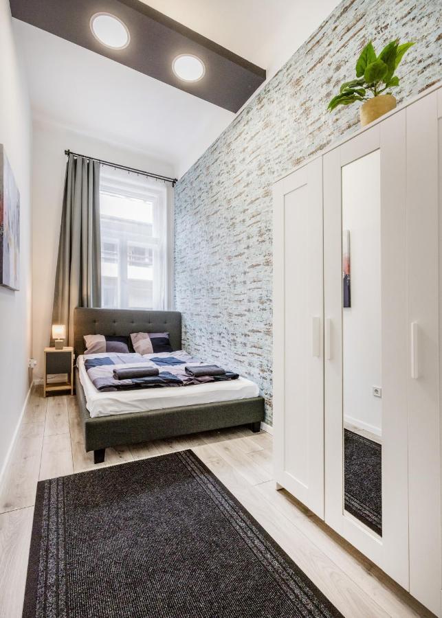 O Street 3 Bedroom Stylish Apartment Budapest Bagian luar foto
