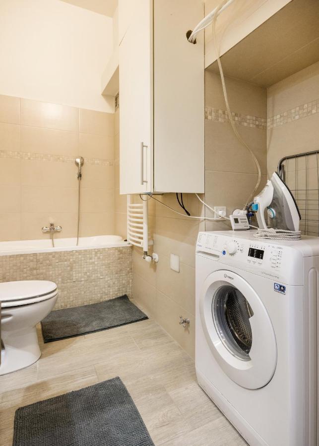 O Street 3 Bedroom Stylish Apartment Budapest Bagian luar foto