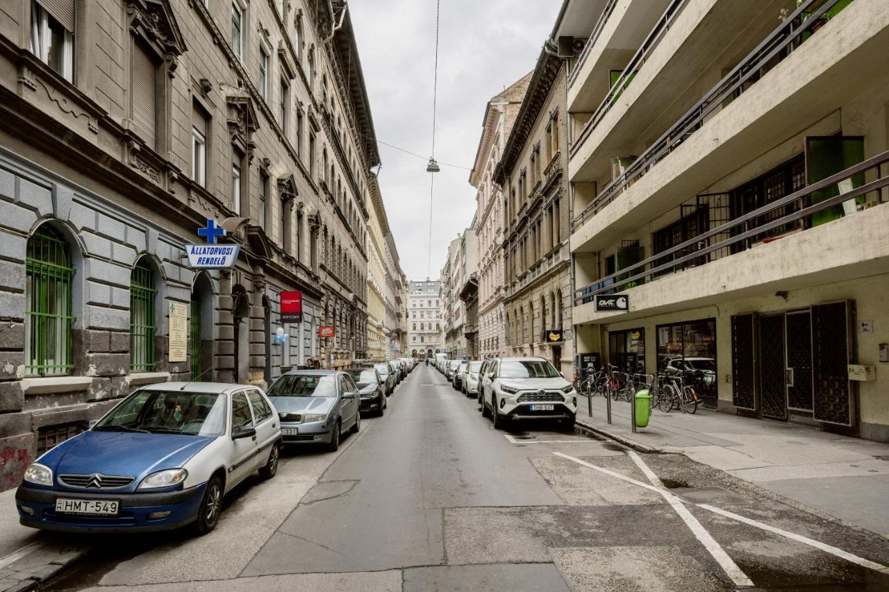 O Street 3 Bedroom Stylish Apartment Budapest Bagian luar foto