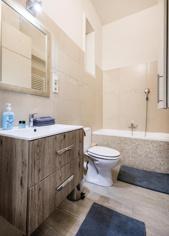 O Street 3 Bedroom Stylish Apartment Budapest Bagian luar foto